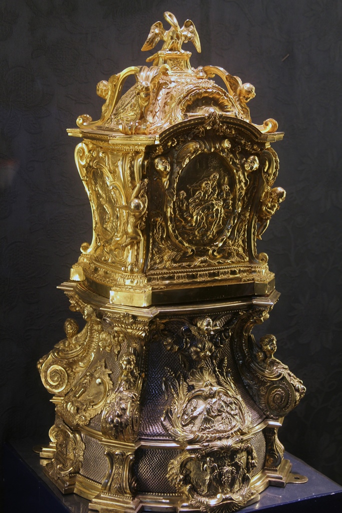 Urn and Stand for Holy Thursday (18th C.)